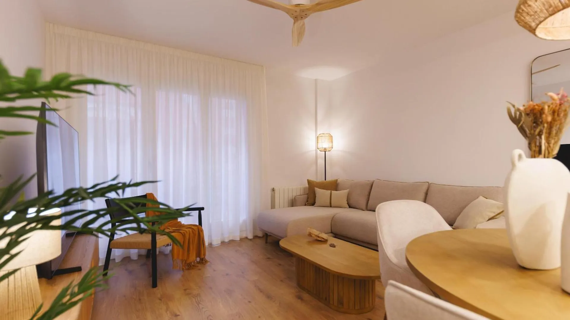 Bravissimo Pou Rodo, 2-Bedroom And Bike Friendly 赫罗纳